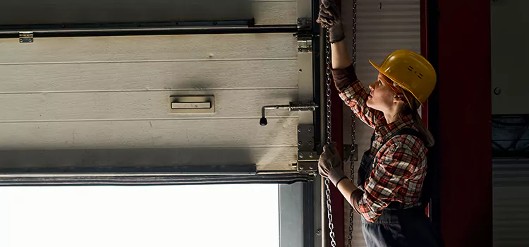 Addressing Common Garage Door Stoppage Issues in Manitowoc, WI