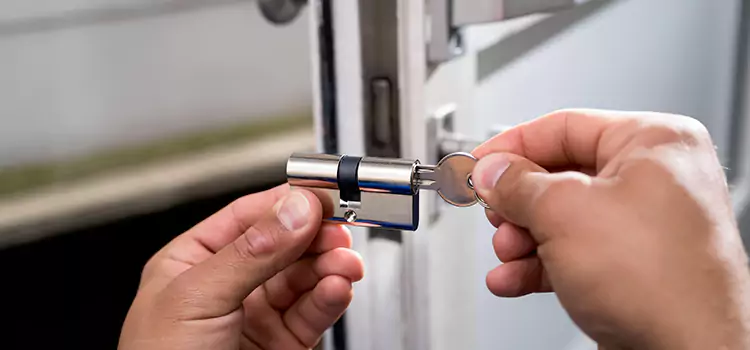 Emergency Locksmith for House Manitowoc