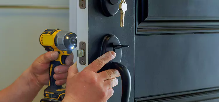 Commercial Door Lock Installation Manitowoc