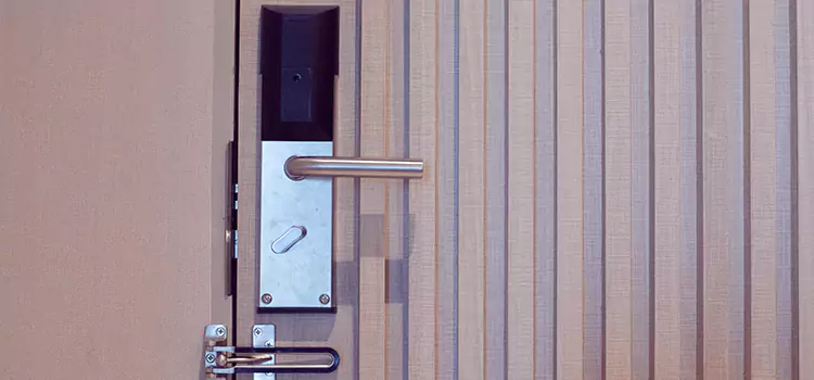 Installing a Maglock Manitowoc